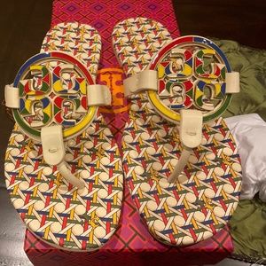 Tory Burch ENAMEL MILLER SANDAL in Basket Weave Combo Size 7, BNIB, MSRP$258